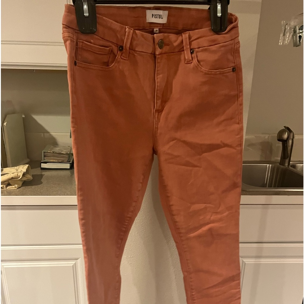 Pistola size 28 coral color jean